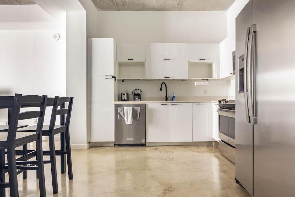1Br Loft In Downtown With Bay View And Workspace Miami Kültér fotó