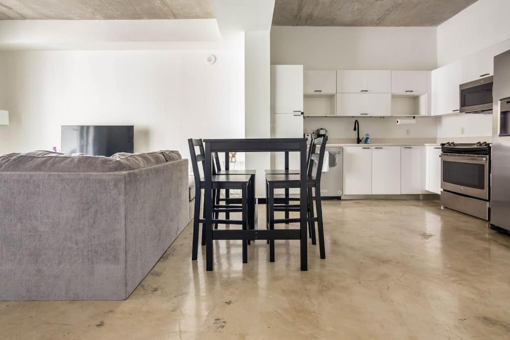 1Br Loft In Downtown With Bay View And Workspace Miami Kültér fotó
