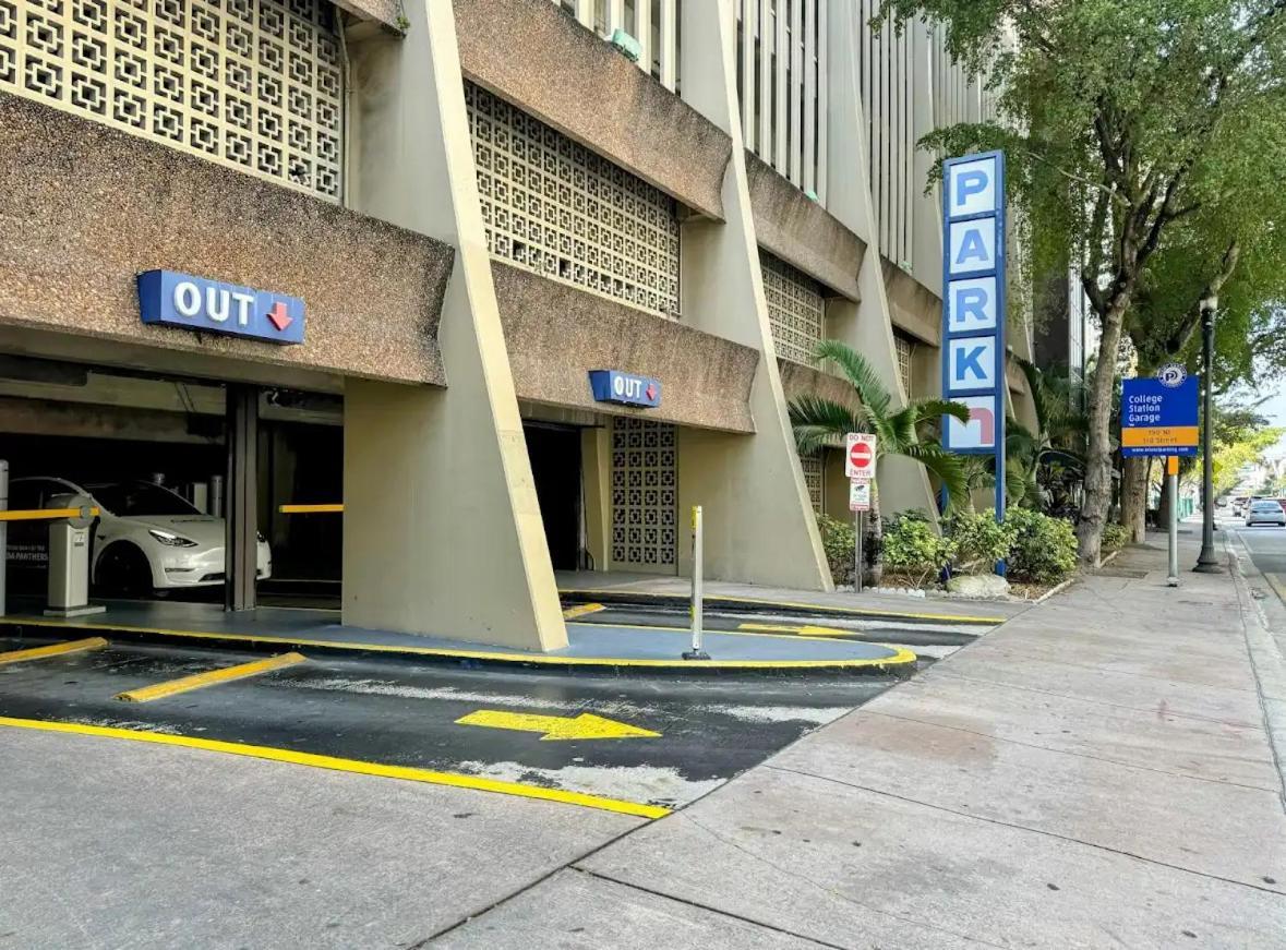 1Br Loft In Downtown With Bay View And Workspace Miami Kültér fotó